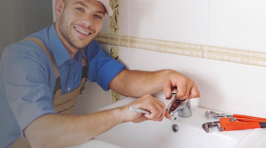 Professional clogged drains services in Duck Hill, MS